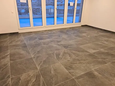 Haus renovieren — totalsanierter Wohnbereich im Einfamilienhaus, Buchs ZH